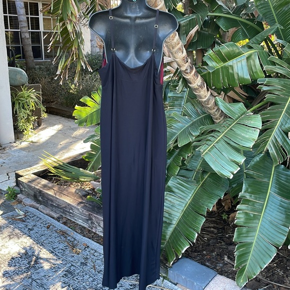 Soma  embroidered cup slip, dress, slip or nightgown - Picture 4 of 7